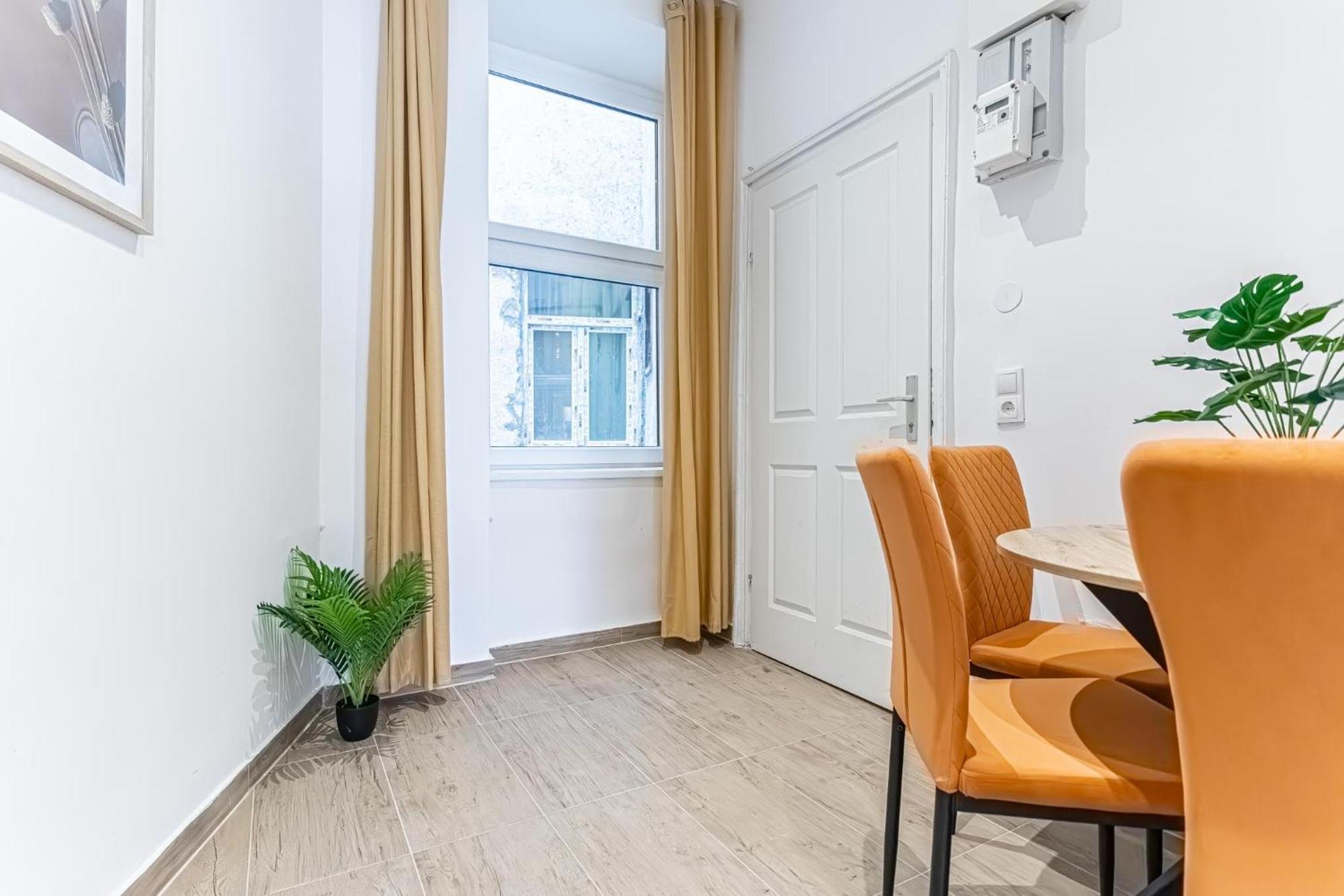 Cost Effective City Life 1Br In Classic Building فيينا المظهر الخارجي الصورة